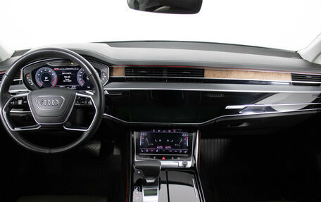 Audi A8, 2019 год, 6 500 000 рублей, 11 фотография