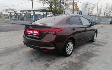 Hyundai Solaris II рестайлинг, 2021 год, 1 300 000 рублей, 3 фотография