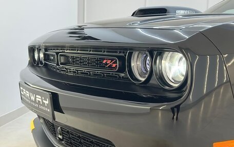 Dodge Challenger III рестайлинг 2, 2023 год, 10 500 000 рублей, 3 фотография