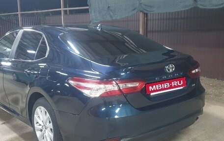 Toyota Camry, 2020 год, 2 300 000 рублей, 3 фотография