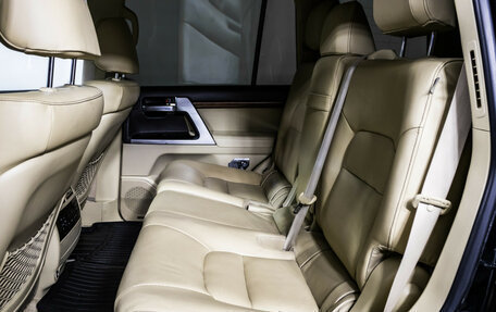 Toyota Land Cruiser 200, 2016 год, 4 000 000 рублей, 12 фотография