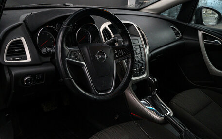 Opel Astra J, 2010 год, 635 000 рублей, 11 фотография