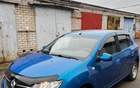 Renault Sandero II рестайлинг, 2014 год, 608 000 рублей, 1 фотография