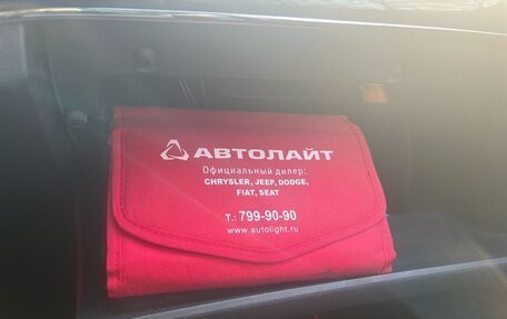 Jeep Grand Cherokee, 2011 год, 2 260 000 рублей, 19 фотография