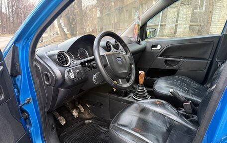 Ford Fiesta, 2005 год, 260 000 рублей, 13 фотография