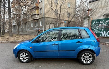 Ford Fiesta, 2005 год, 260 000 рублей, 4 фотография