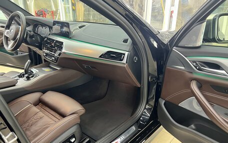 BMW 5 серия, 2017 год, 5 600 000 рублей, 16 фотография