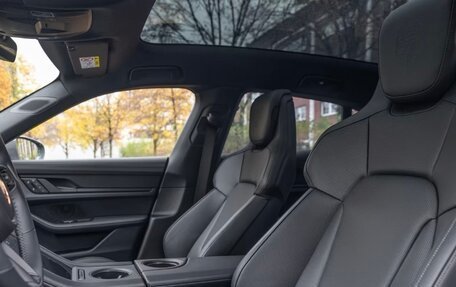 Porsche Taycan I, 2025 год, 25 600 000 рублей, 15 фотография