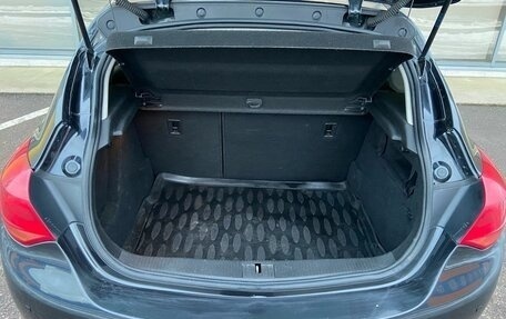 Opel Astra J, 2011 год, 549 000 рублей, 12 фотография