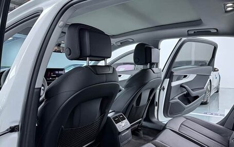 Audi A4, 2024 год, 4 100 000 рублей, 14 фотография