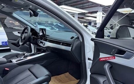 Audi A4, 2024 год, 4 100 000 рублей, 9 фотография