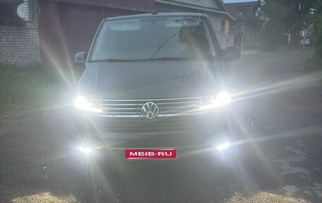 Volkswagen Caravelle T6 рестайлинг, 2021 год, 6 500 000 рублей, 5 фотография
