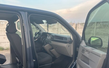 Volkswagen Caravelle T6 рестайлинг, 2021 год, 6 500 000 рублей, 19 фотография