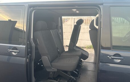 Volkswagen Caravelle T6 рестайлинг, 2021 год, 6 500 000 рублей, 17 фотография