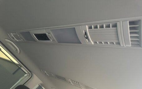 Volkswagen Caravelle T6 рестайлинг, 2021 год, 6 500 000 рублей, 23 фотография