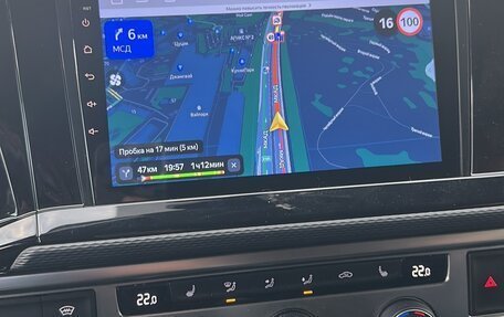 Volkswagen Caravelle T6 рестайлинг, 2021 год, 6 500 000 рублей, 36 фотография