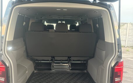 Volkswagen Caravelle T6 рестайлинг, 2021 год, 6 500 000 рублей, 25 фотография