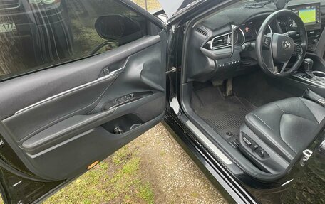 Toyota Camry, 2021 год, 3 299 999 рублей, 12 фотография