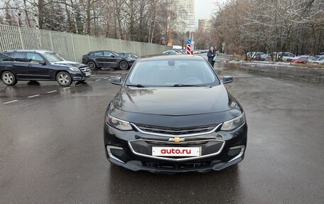 Chevrolet Malibu IX, 2017 год, 1 500 000 рублей, 5 фотография