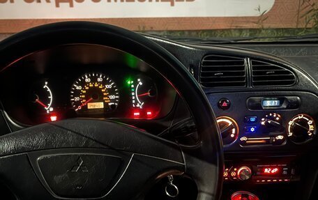 Mitsubishi Mirage VI рестайлинг, 2000 год, 222 222 рублей, 5 фотография