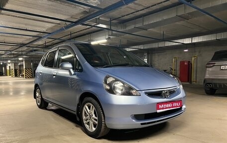 Honda Fit III, 2002 год, 650 000 рублей, 1 фотография