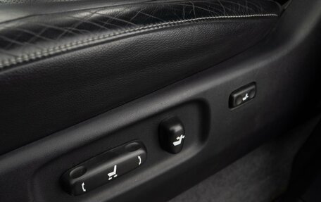 Toyota Land Cruiser 200, 2013 год, 5 487 077 рублей, 19 фотография