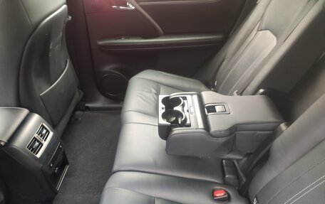 Lexus RX IV рестайлинг, 2019 год, 4 500 000 рублей, 12 фотография