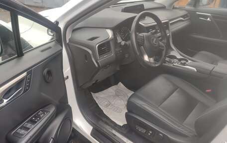 Lexus RX IV рестайлинг, 2019 год, 4 500 000 рублей, 14 фотография