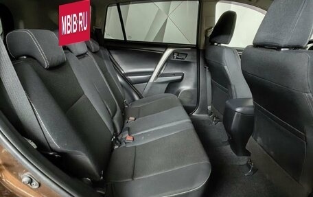 Toyota RAV4, 2018 год, 1 798 000 рублей, 16 фотография