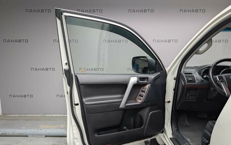 Toyota Land Cruiser Prado 150 рестайлинг 2, 2014 год, 3 397 000 рублей, 8 фотография