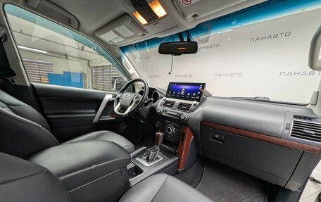 Toyota Land Cruiser Prado 150 рестайлинг 2, 2014 год, 3 397 000 рублей, 12 фотография