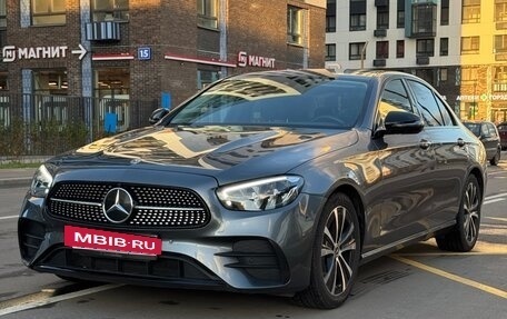 Mercedes-Benz E-Класс, 2020 год, 3 950 000 рублей, 2 фотография