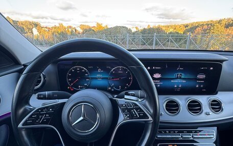 Mercedes-Benz E-Класс, 2020 год, 3 950 000 рублей, 8 фотография