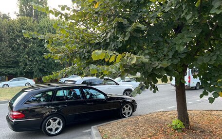 Mercedes-Benz E-Класс, 2004 год, 1 950 000 рублей, 3 фотография