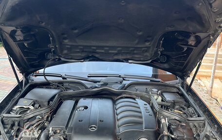 Mercedes-Benz E-Класс, 2004 год, 1 950 000 рублей, 7 фотография