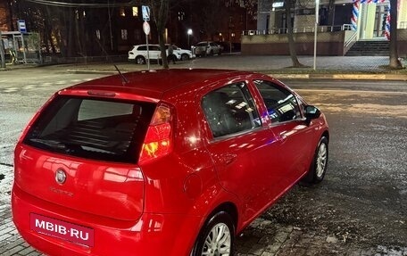 Fiat Punto III Punto Evo рестайлинг, 2010 год, 370 000 рублей, 3 фотография