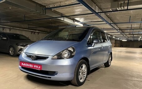 Honda Fit III, 2002 год, 650 000 рублей, 7 фотография