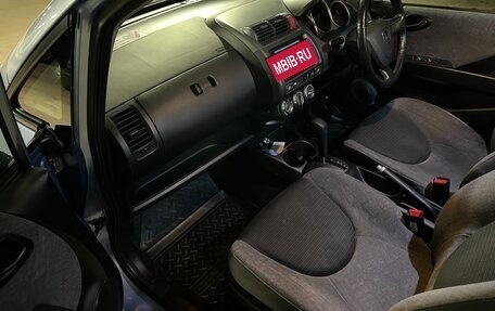 Honda Fit III, 2002 год, 650 000 рублей, 10 фотография