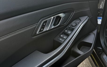 BMW 3 серия, 2019 год, 3 350 000 рублей, 11 фотография