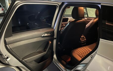 Volkswagen Taos, 2021 год, 2 450 000 рублей, 9 фотография