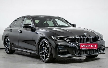 BMW 3 серия, 2019 год, 3 910 000 рублей, 3 фотография