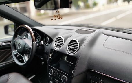 Mercedes-Benz GL-Класс, 2012 год, 2 350 000 рублей, 9 фотография