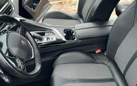 Peugeot 5008 II, 2021 год, 2 050 000 рублей, 9 фотография