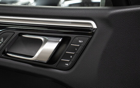 Porsche Macan I рестайлинг, 2021 год, 7 300 000 рублей, 24 фотография