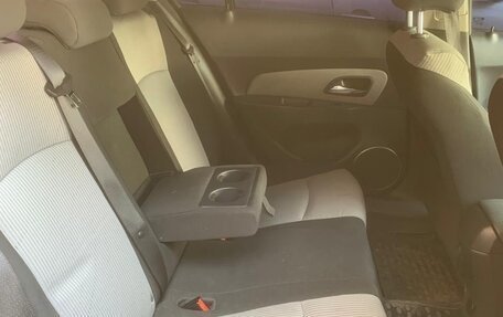 Chevrolet Cruze II, 2010 год, 1 500 000 рублей, 15 фотография