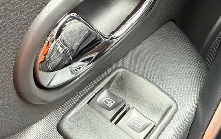 Renault Sandero II рестайлинг, 2016 год, 1 250 000 рублей, 10 фотография