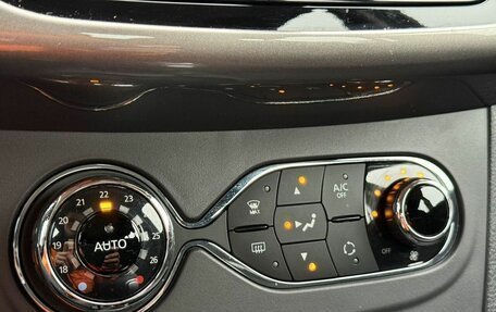 Renault Sandero II рестайлинг, 2016 год, 1 250 000 рублей, 13 фотография