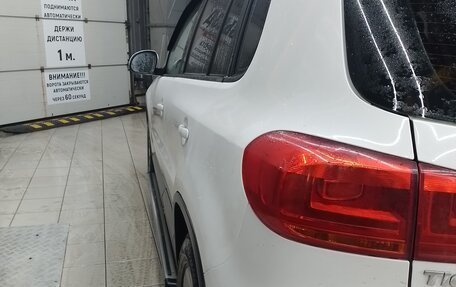 Volkswagen Tiguan I, 2012 год, 1 300 000 рублей, 2 фотография