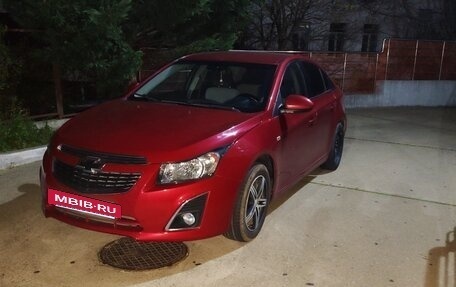 Chevrolet Cruze II, 2011 год, 550 000 рублей, 3 фотография