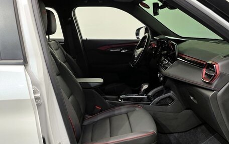 Chevrolet TrailBlazer, 2023 год, 2 374 000 рублей, 5 фотография